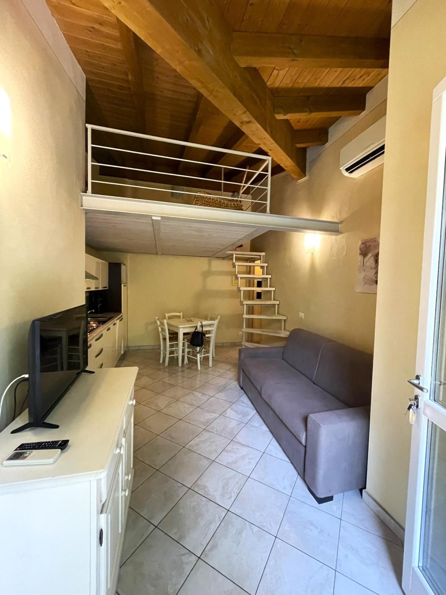 Appartamenti Il Ruscello Manerba del Garda Exteriör bild