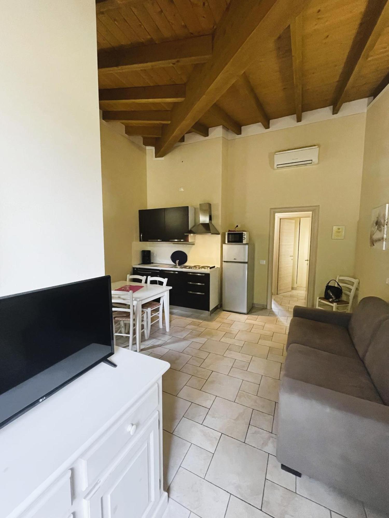 Appartamenti Il Ruscello Manerba del Garda Rum bild